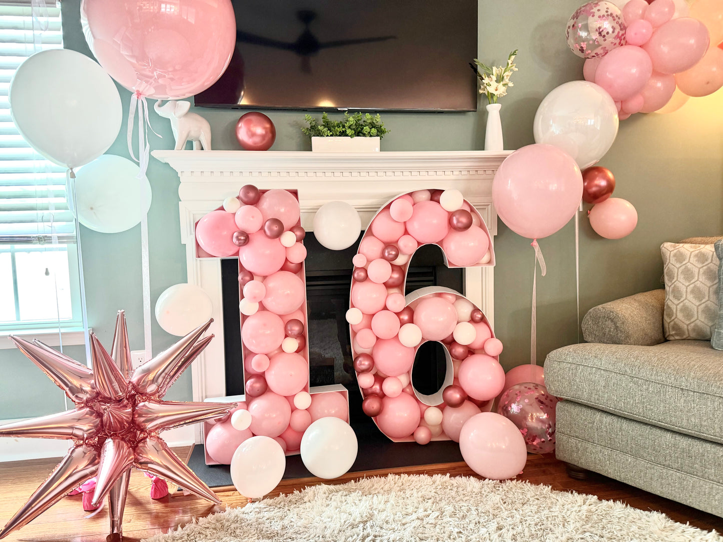 Mosaic Balloon Decor